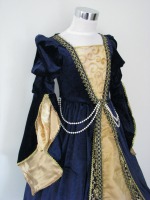 Girl's Deluxe Medieval Tudor Costume Age 5 - 6 Years